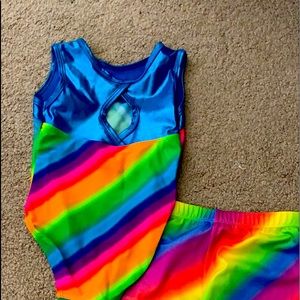 Girls Gymanstics wear size 4/5